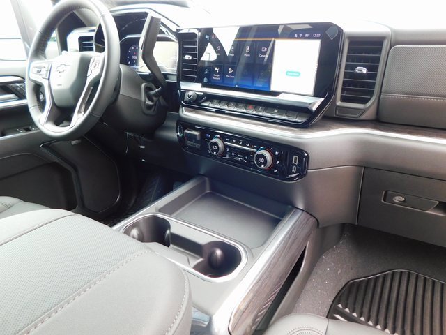 New 2025 Chevrolet Silverado 3500 LTZ w/ LTZ Convenience Package image 24