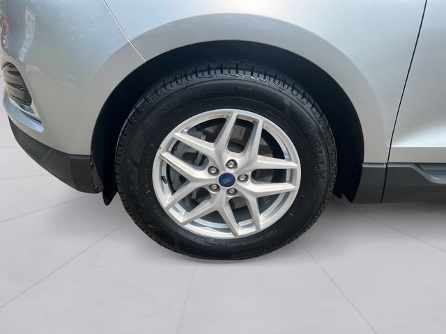 Used 2022 Ford Edge SEL AWD/4WD image 9