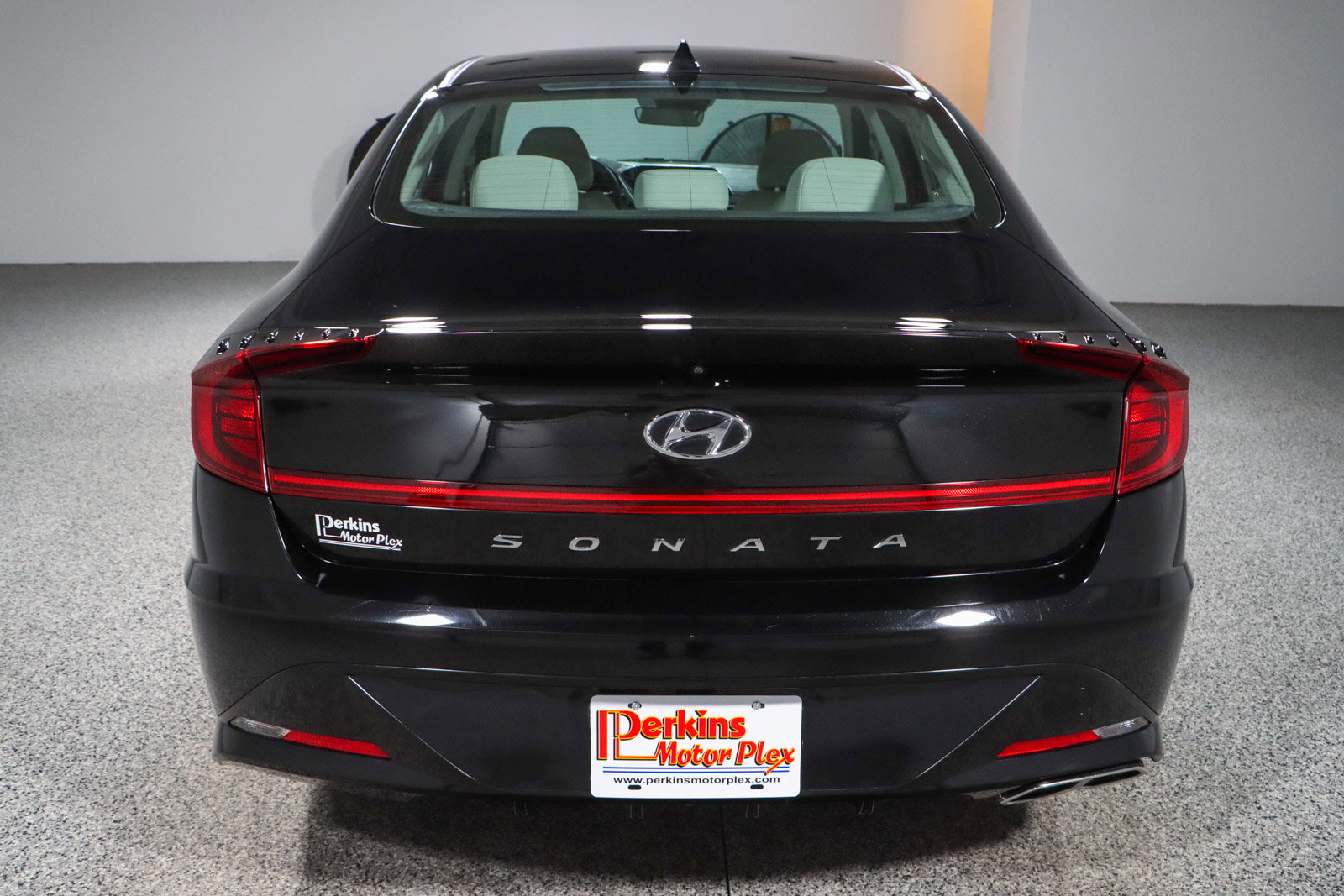 Used 2023 Hyundai Sonata SEL w/ Cargo Package image 8