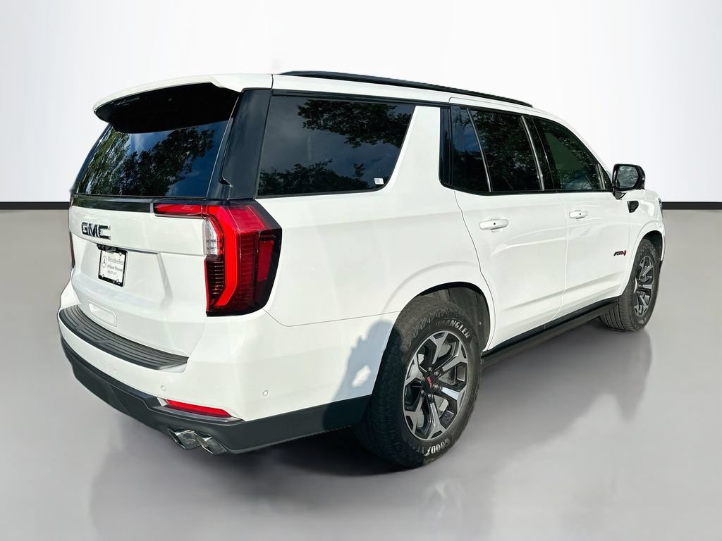 Used 2026 GMC Yukon AT4 Ultimate w/ LPO, Illumination Package AWD/4WD image 5