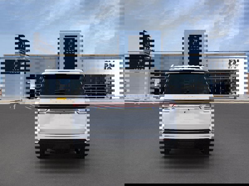 New 2024 Lincoln Navigator Reserve image 5