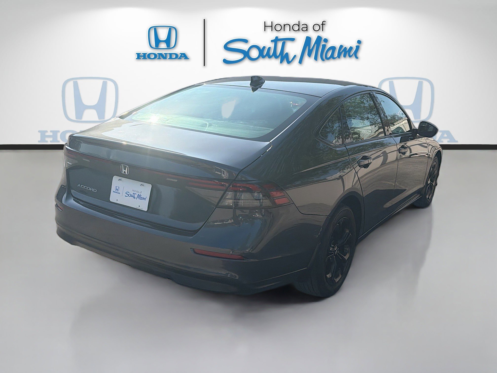 Certified 2025 Honda Accord SE image 7