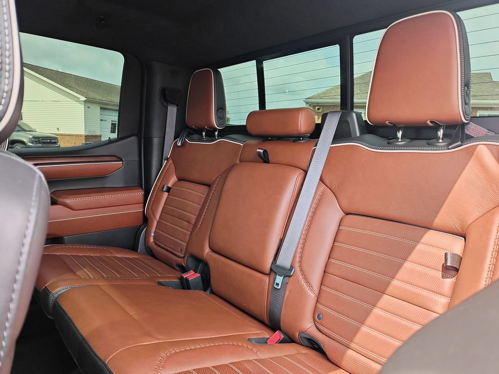 Used 2023 GMC Sierra 1500 Denali Ultimate AWD/4WD image 14