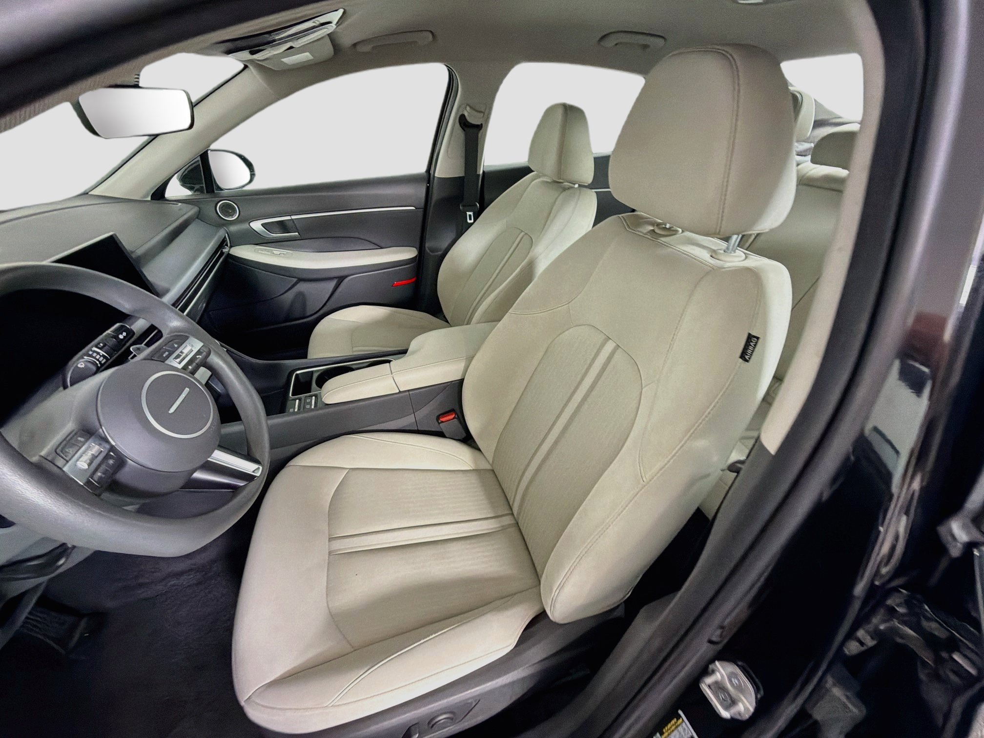 Used 2025 Hyundai Sonata SEL FWD image 13
