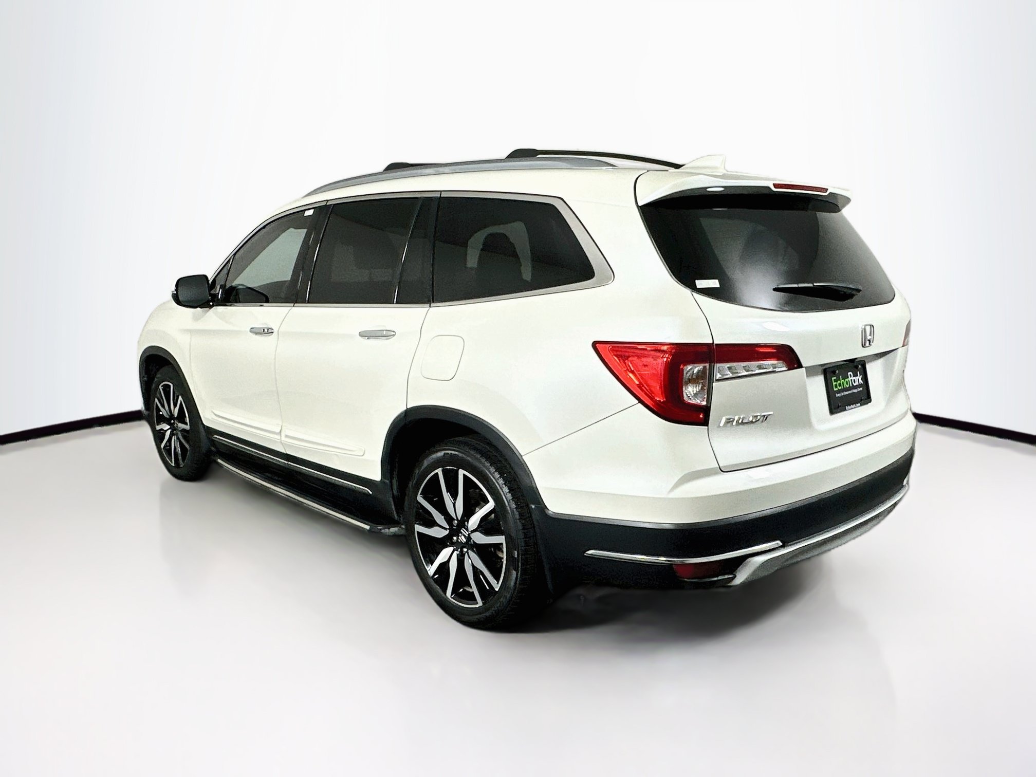 Used 2019 Honda Pilot Touring image 5