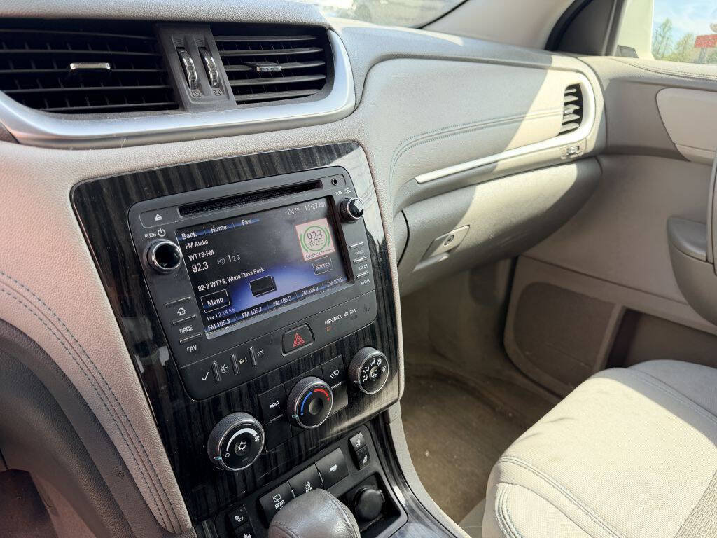 Used 2013 Chevrolet Traverse LT AWD/4WD image 13