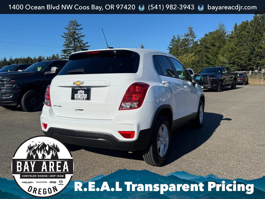 Used 2021 Chevrolet Trax LS w/ Tint and Cruise Package image 5