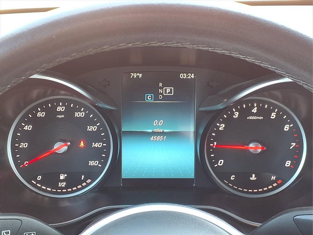 Used 2021 Mercedes-Benz GLC 300 image 28