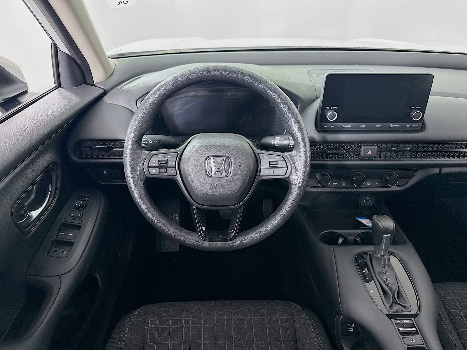 Used 2024 Honda HR-V LX image 18