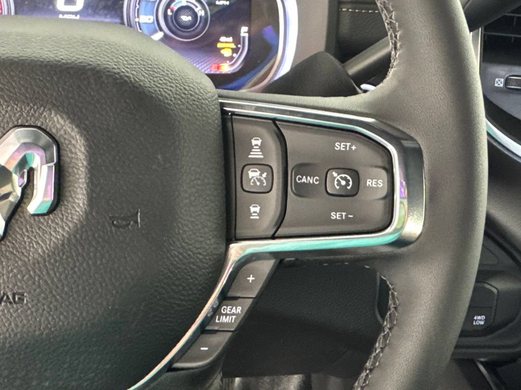 New 2027 RAM 5500 Tradesman AWD/4WD image 17