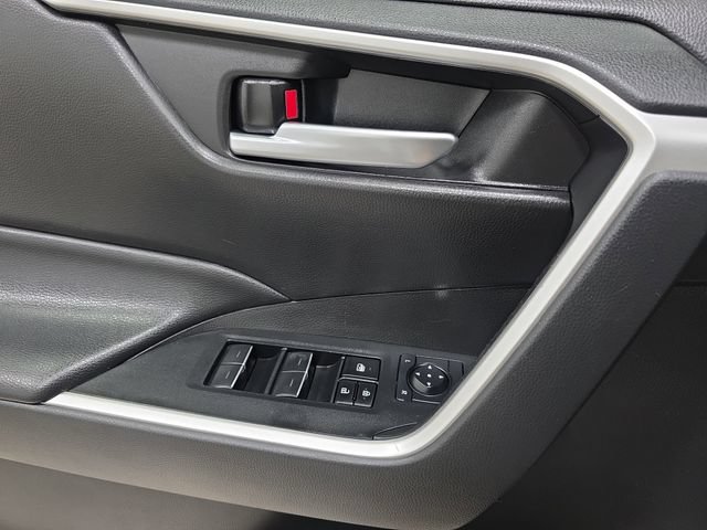 Certified 2024 Toyota RAV4 XLE FWD image 25
