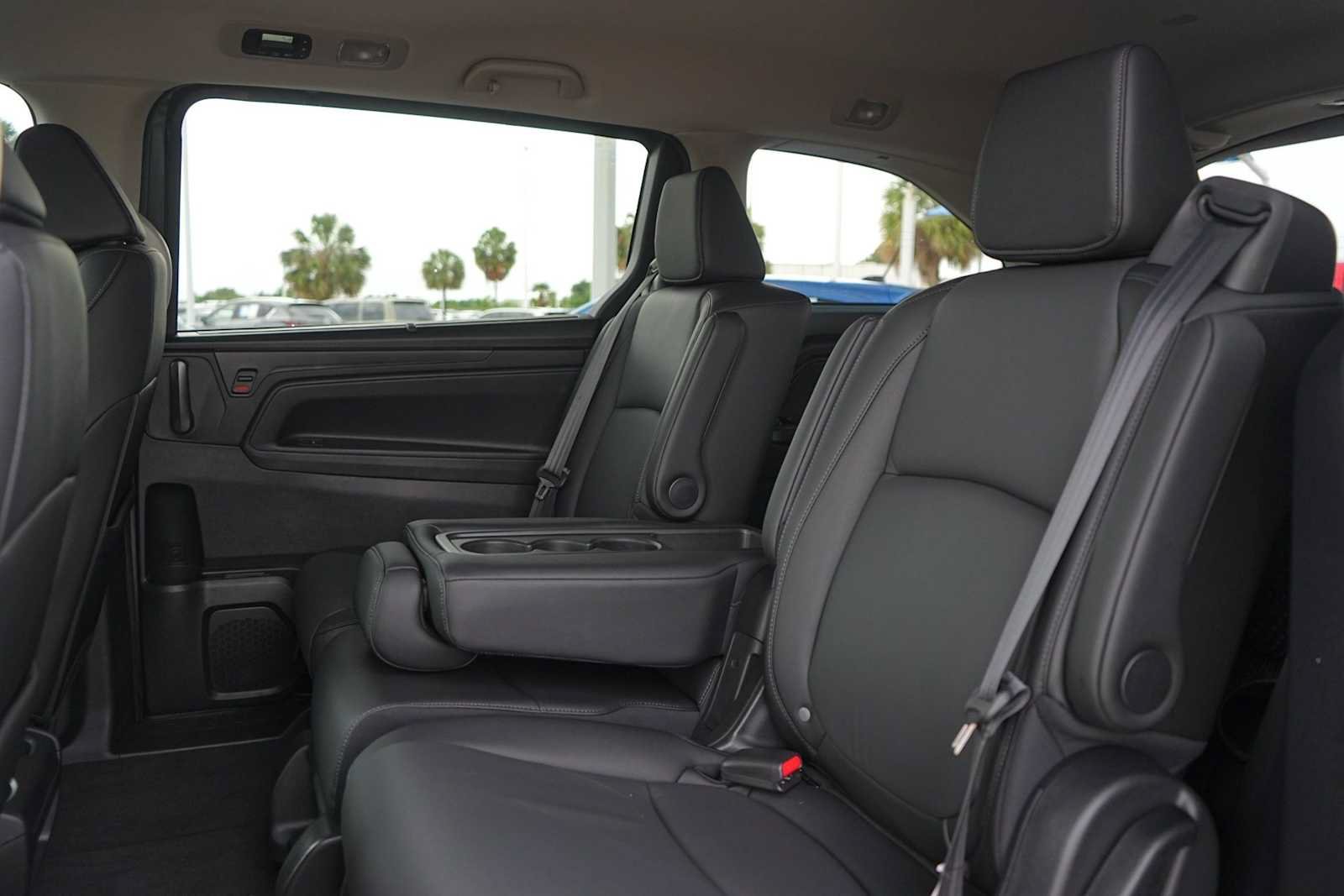 Certified 2026 Honda Odyssey EX-L image 14
