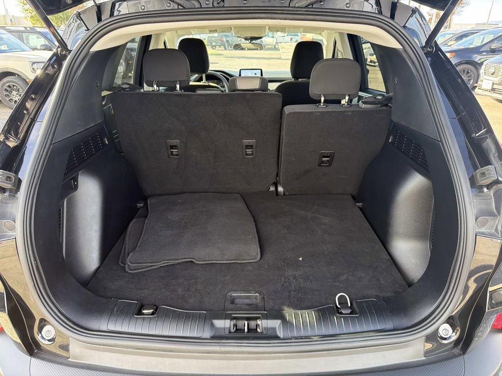 Certified 2022 Ford Escape SE image 23