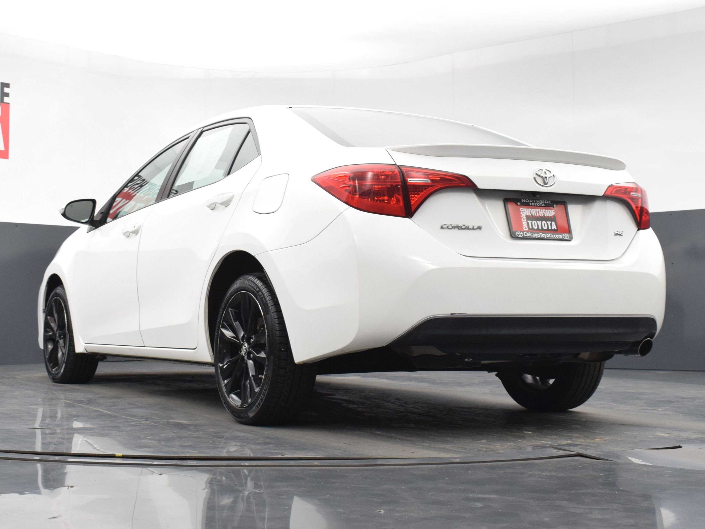 Used 2017 Toyota Corolla SE image 26