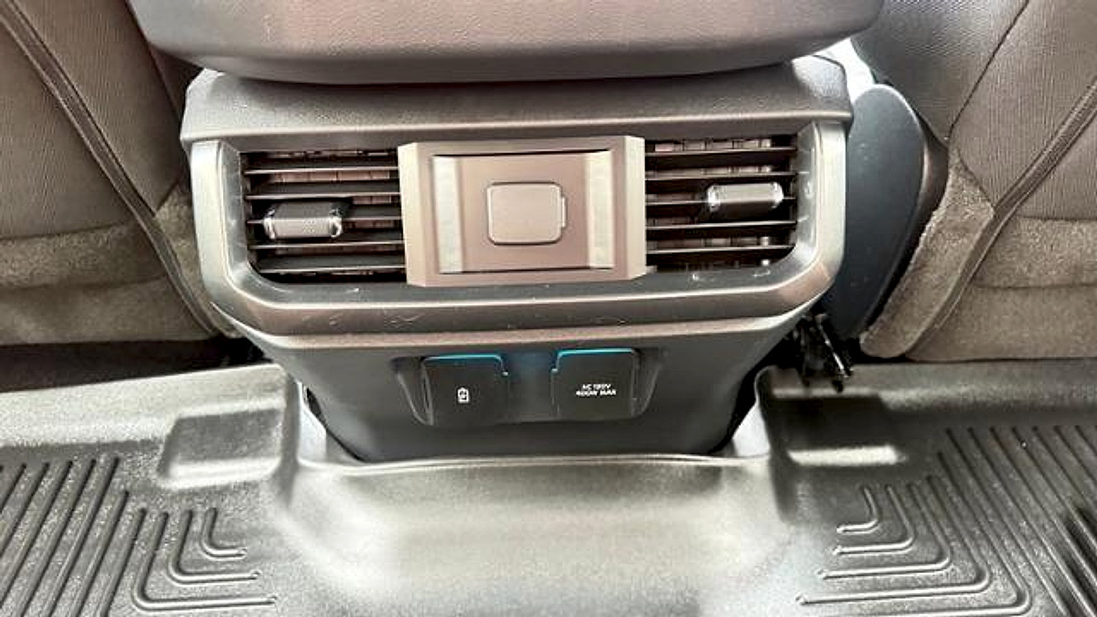 Used 2022 Ford F150 XLT w/ Equipment Group 302A High AWD/4WD image 17