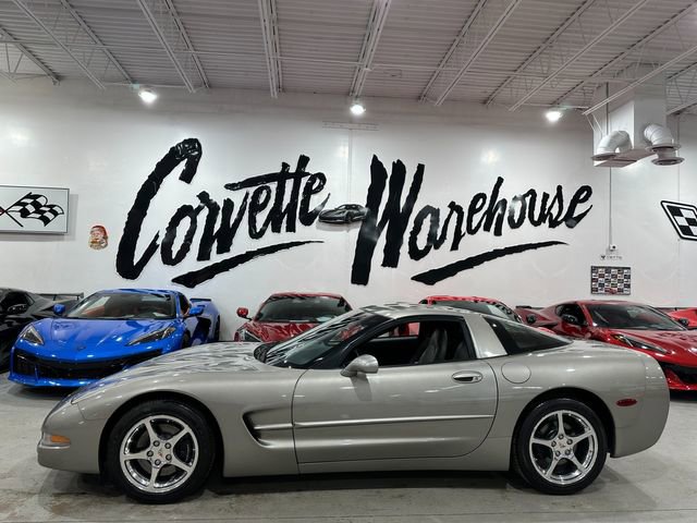 Used 2002 Chevrolet Corvette Coupe image 2