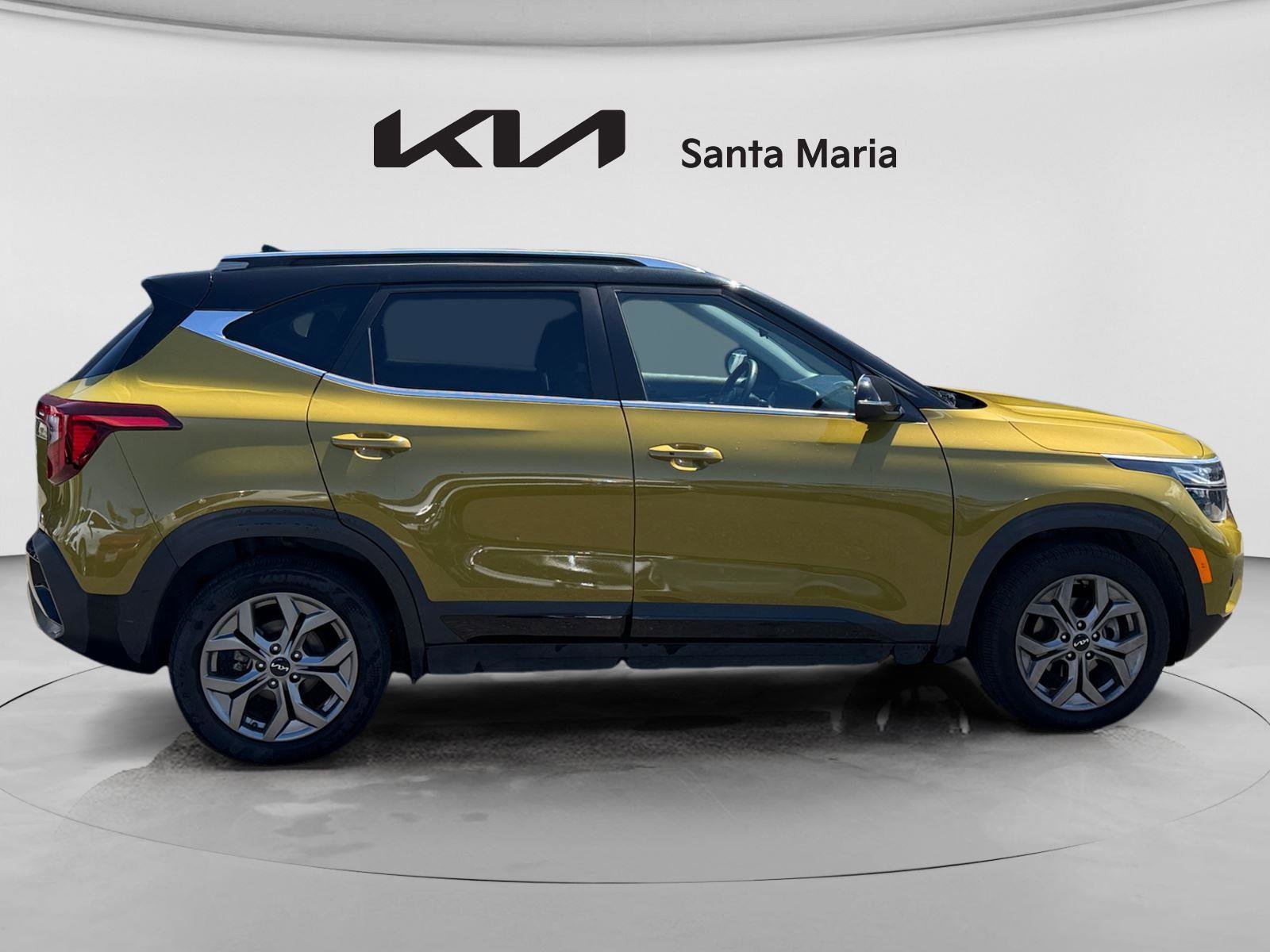 Certified 2024 Kia Seltos S image 9
