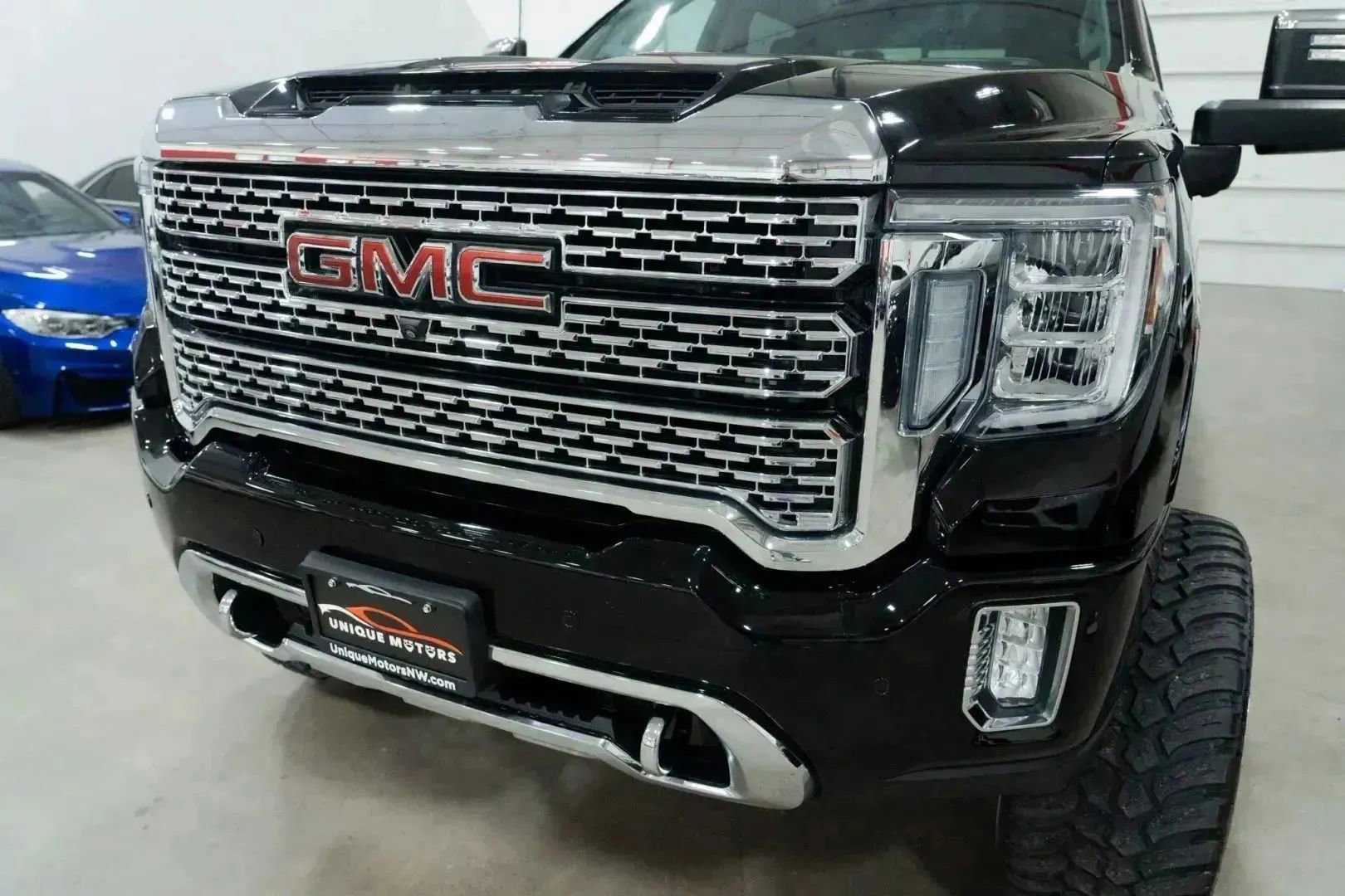 Used 2022 GMC Sierra 2500 Denali w/ Denali Ultimate Package image 11