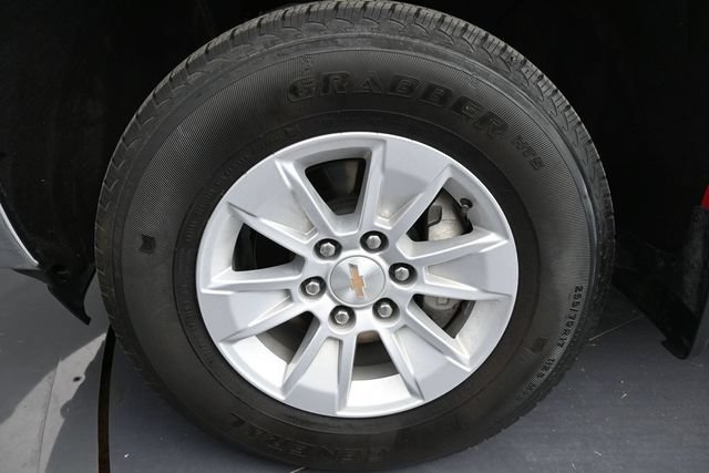 Used 2025 Chevrolet Silverado 1500 LT AWD/4WD image 21