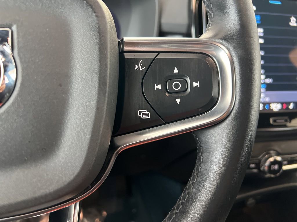 Used 2023 Volvo XC40 Recharge Ultimate w/ Protection Package Premier image 43