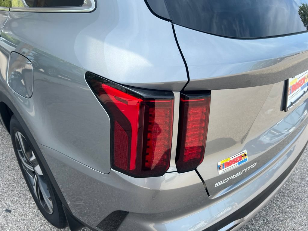Certified 2024 Kia Sorento EX AWD/4WD image 34