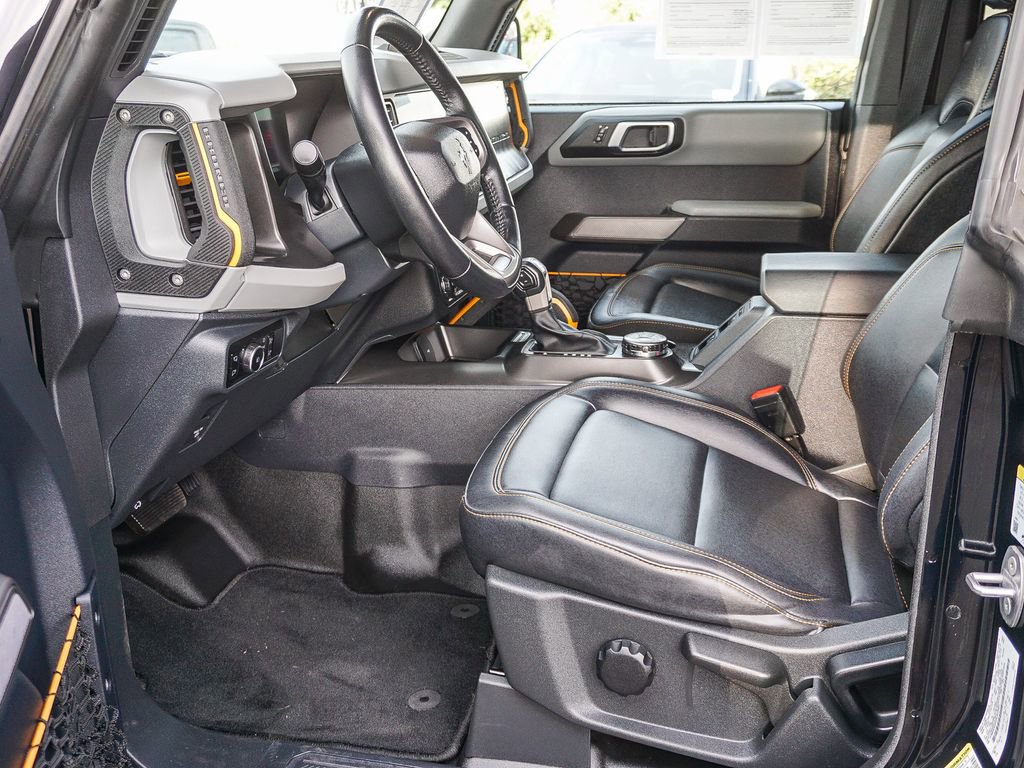 Used 2023 Ford Bronco Badlands image 18