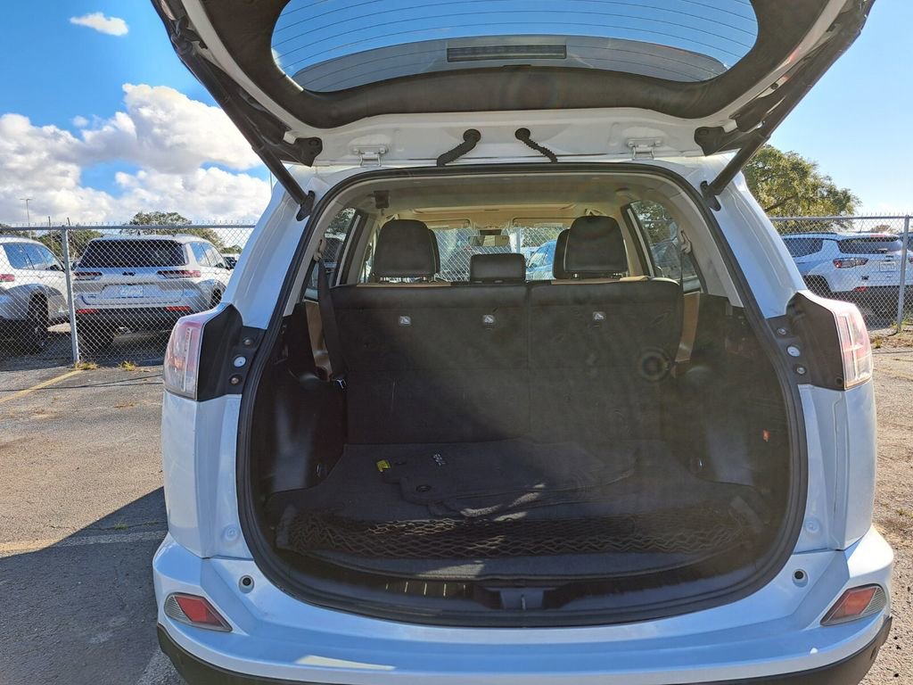 Used 2017 Toyota RAV4 Limited image 25