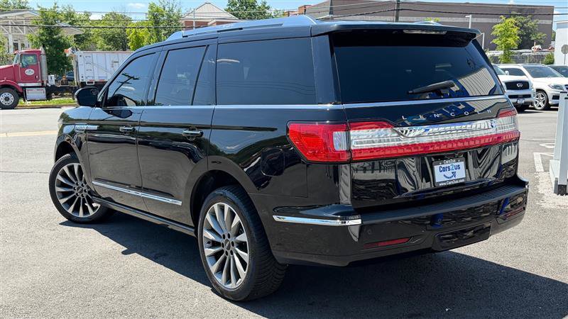 Used 2020 Lincoln Navigator Reserve AWD/4WD image 4