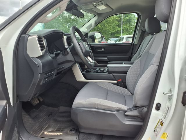 Used 2022 Toyota Tundra SR5 w/ SR5 Convenience Package RWD image 3