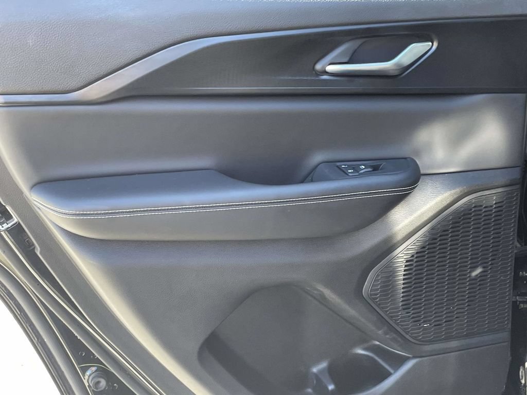 Used 2023 Jeep Grand Cherokee Altitude AWD/4WD image 60