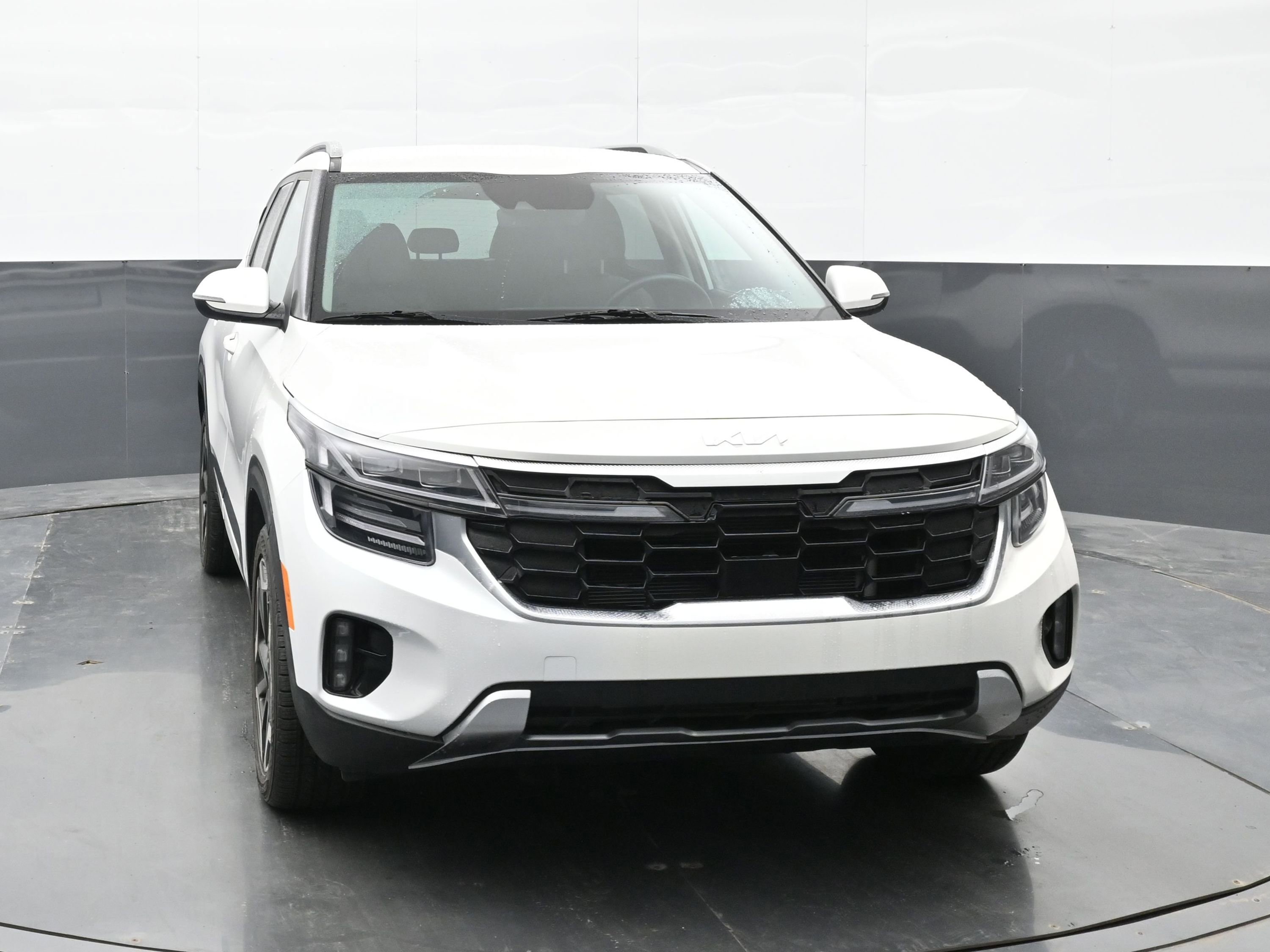 Used 2024 Kia Seltos SX image 7