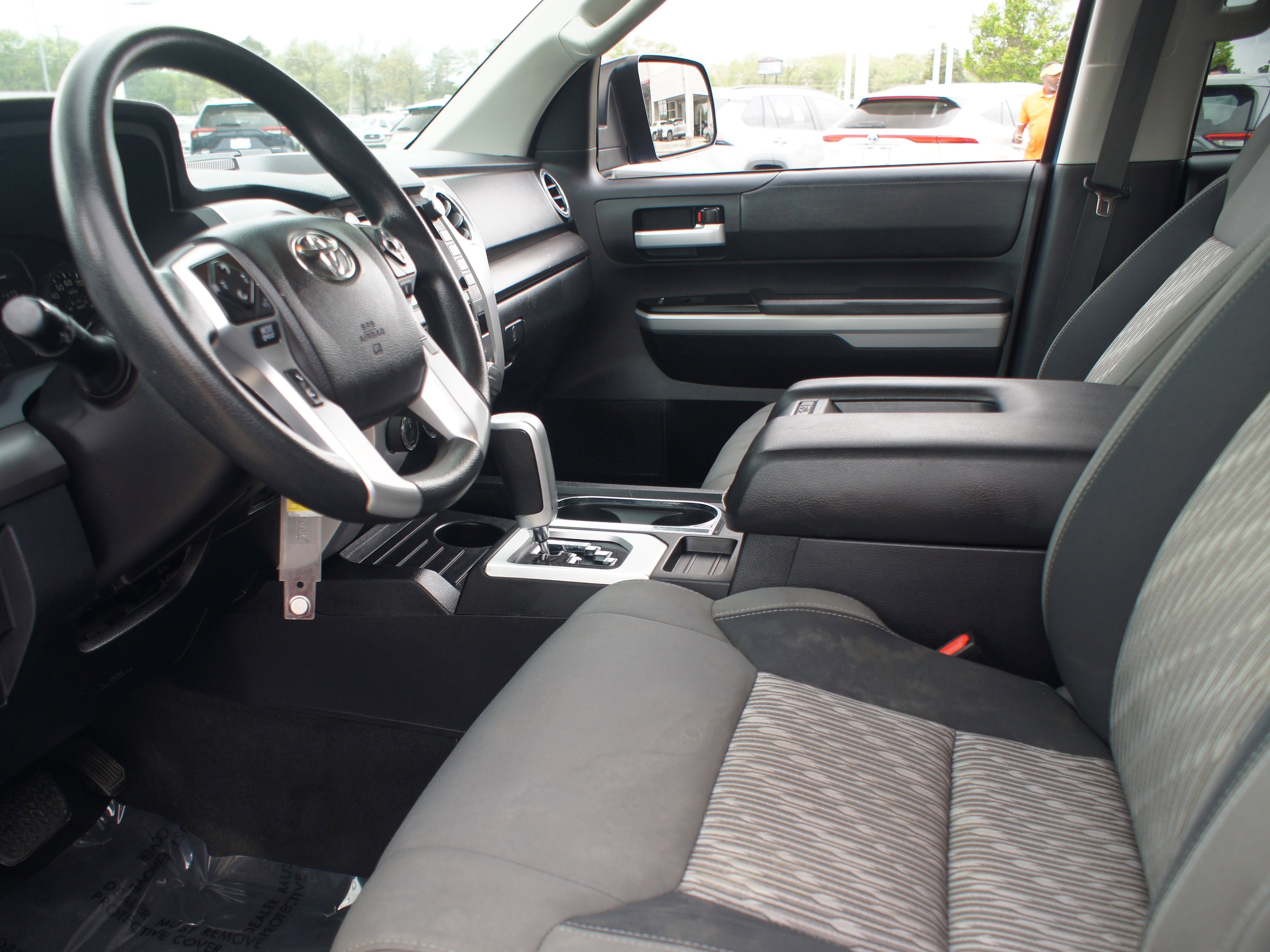 Used 2021 Toyota Tundra SR5 w/ SR5 Upgrade Package AWD/4WD image 11