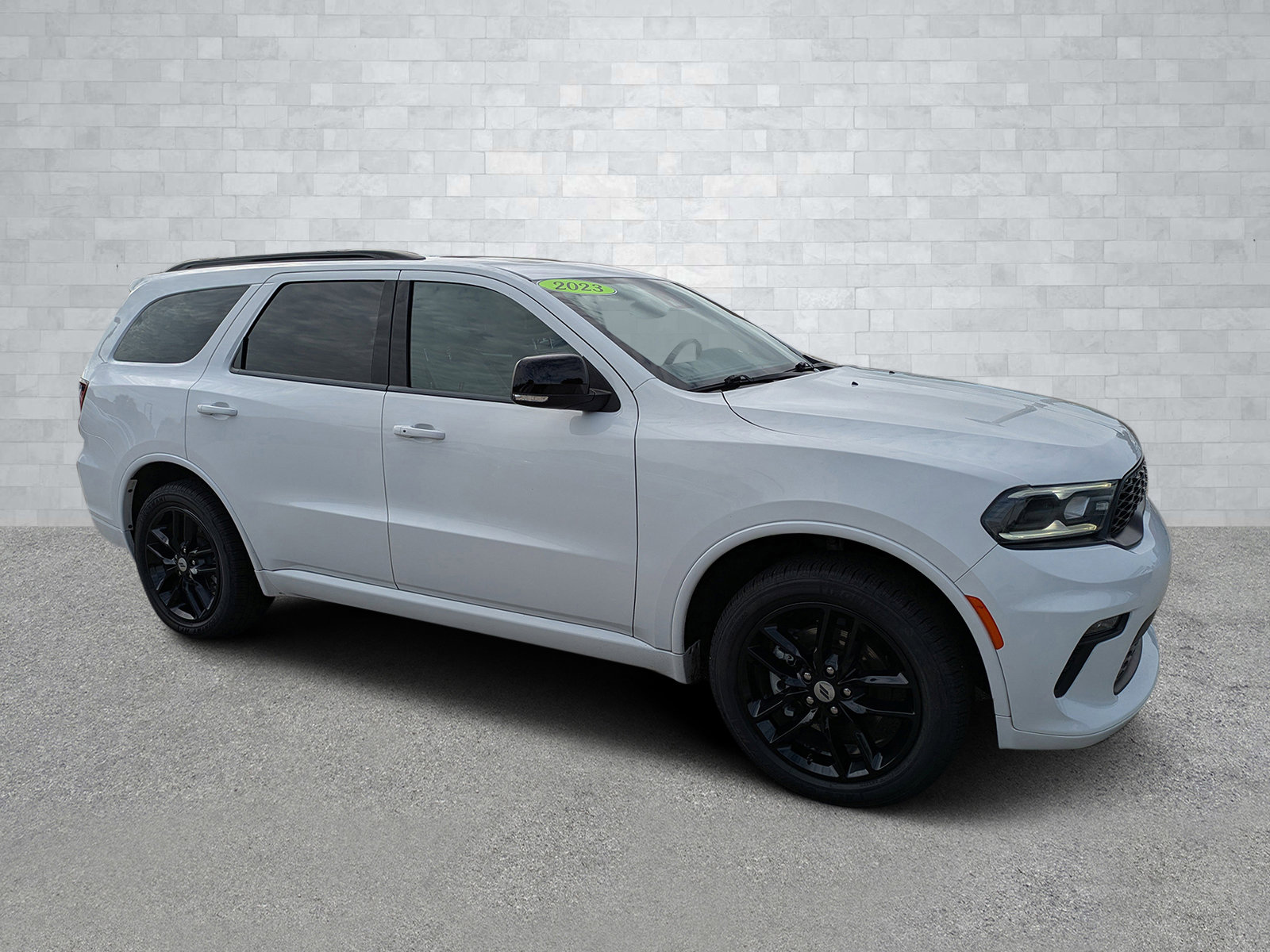 Used 2023 Dodge Durango GT image 2