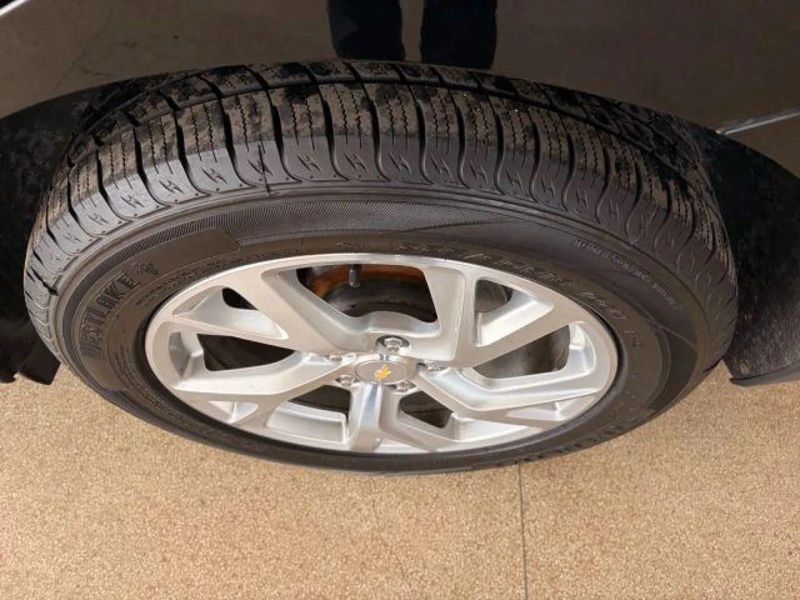 Used 2020 Chevrolet Equinox Premier image 45