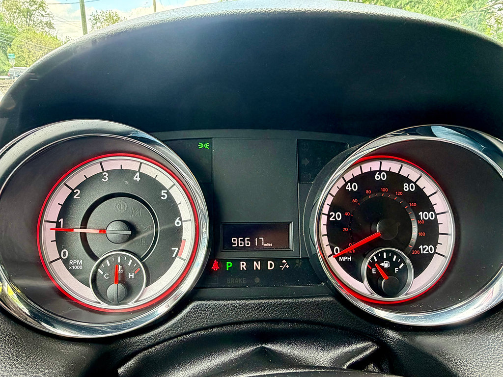 Used 2019 Dodge Grand Caravan SE w/ UConnect Hands-Free Group FWD image 14