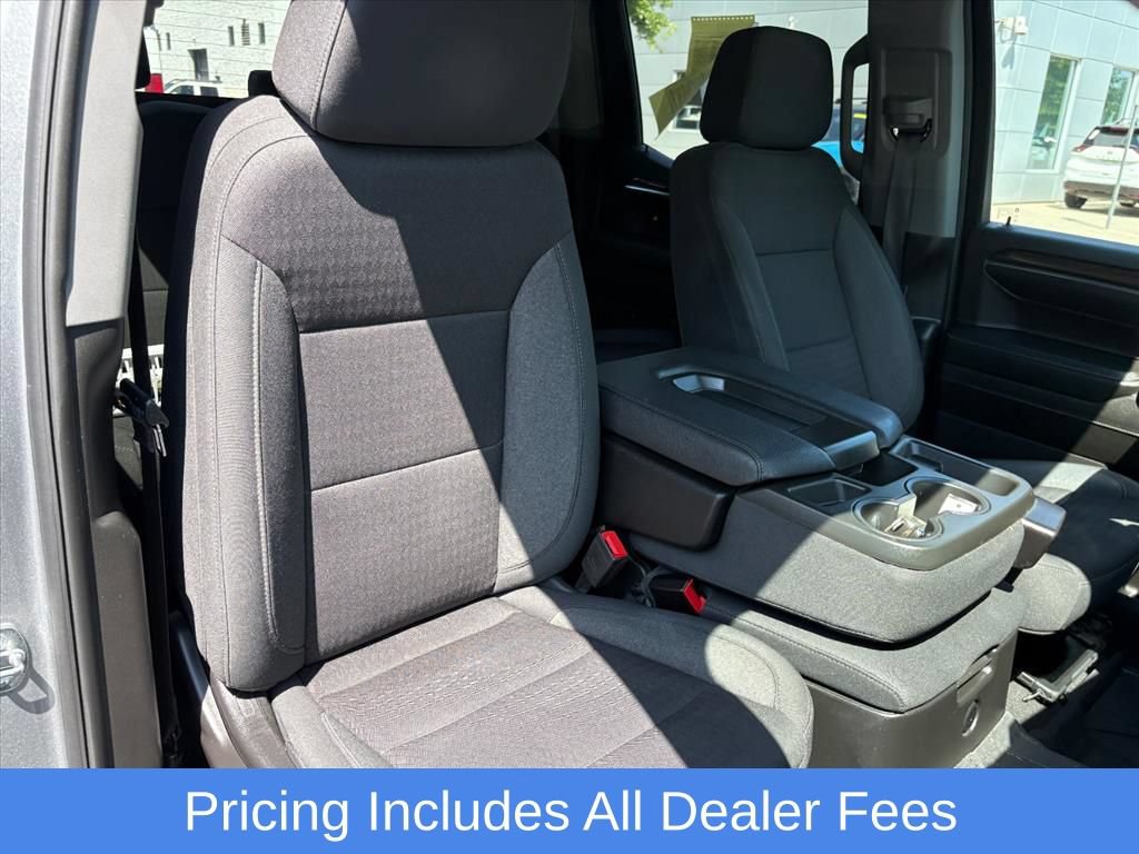 Used 2024 Chevrolet Silverado 1500 LT AWD/4WD image 20