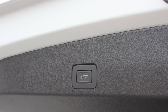 New 2026 Buick Encore GX Avenir w/ Avenir Technology Package image 50