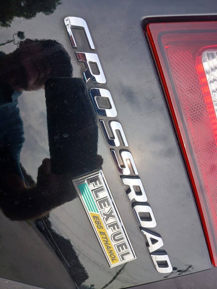 Used 2019 Dodge Journey Crossroad FWD image 10