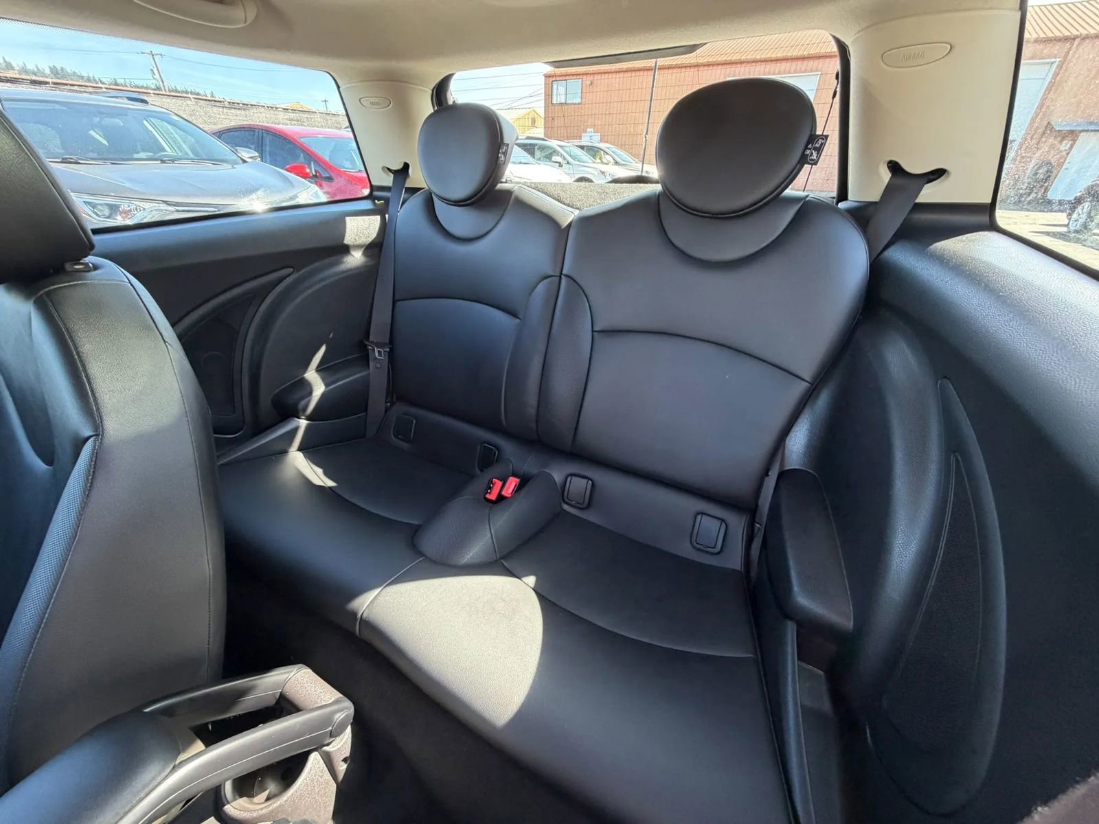 Used 2013 MINI Cooper Hardtop image 10