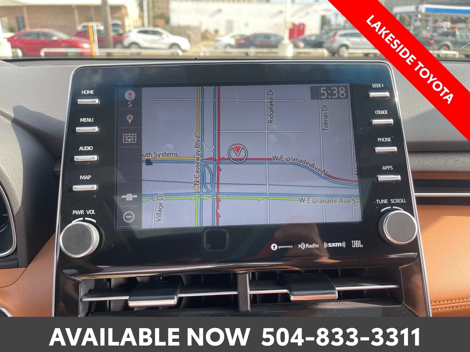 Used 2020 Toyota Avalon Limited FWD image 35