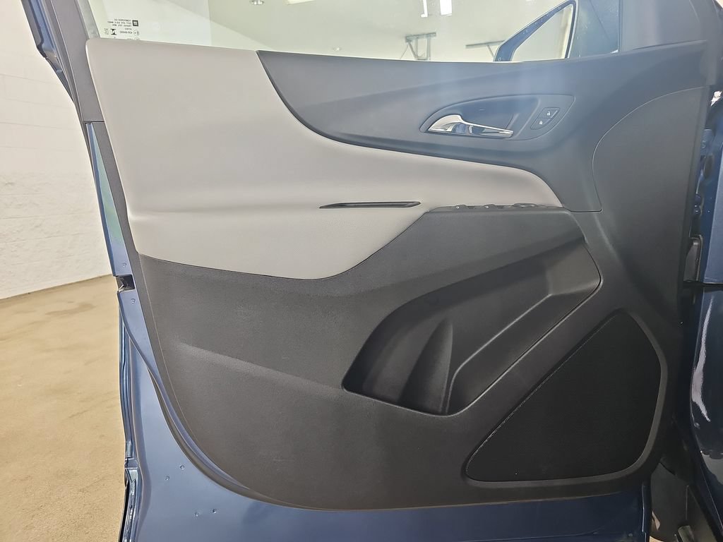 Certified 2024 Chevrolet Equinox LS w/ LS Convenience Package FWD image 31