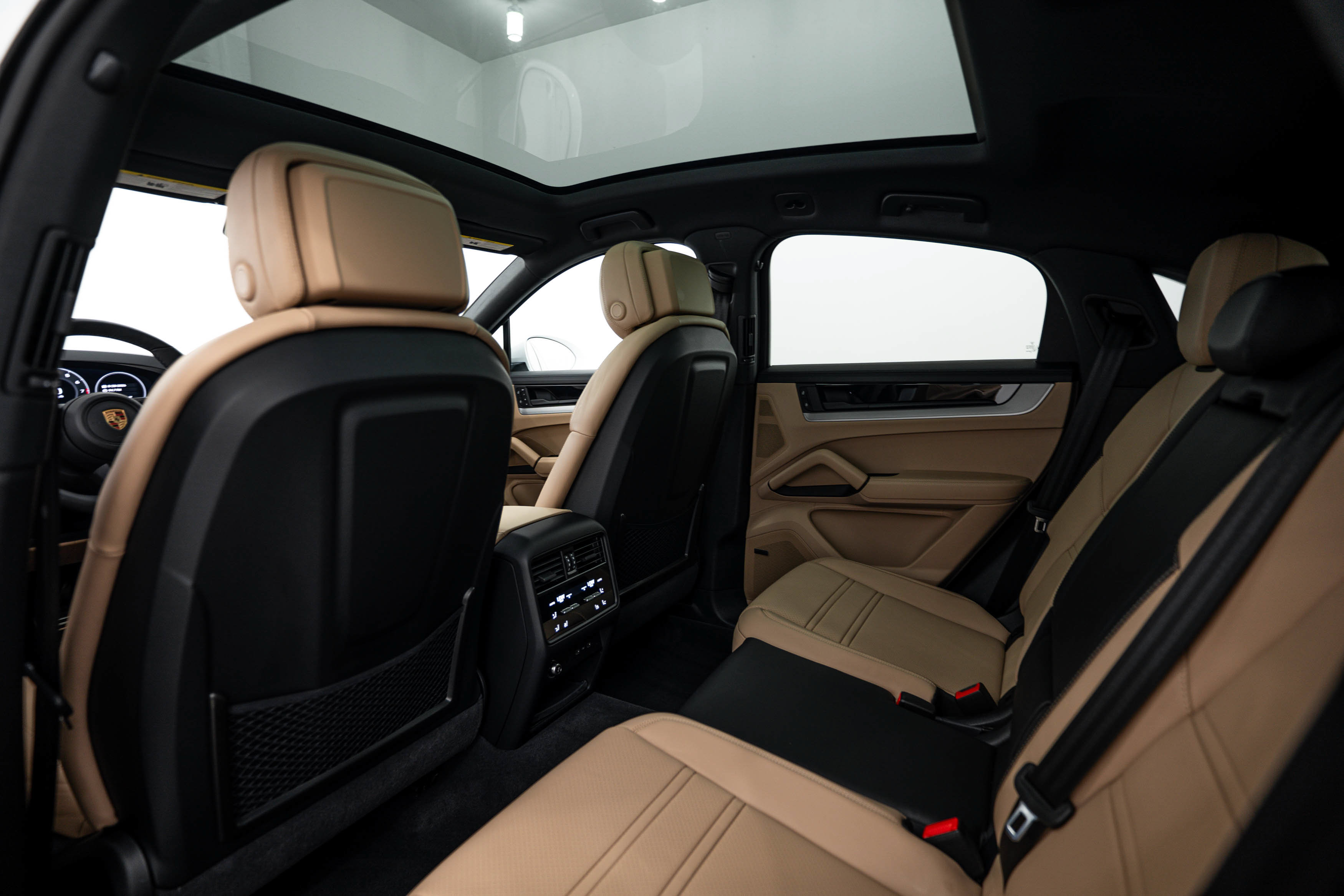 Certified 2026 Porsche Cayenne S AWD/4WD image 24