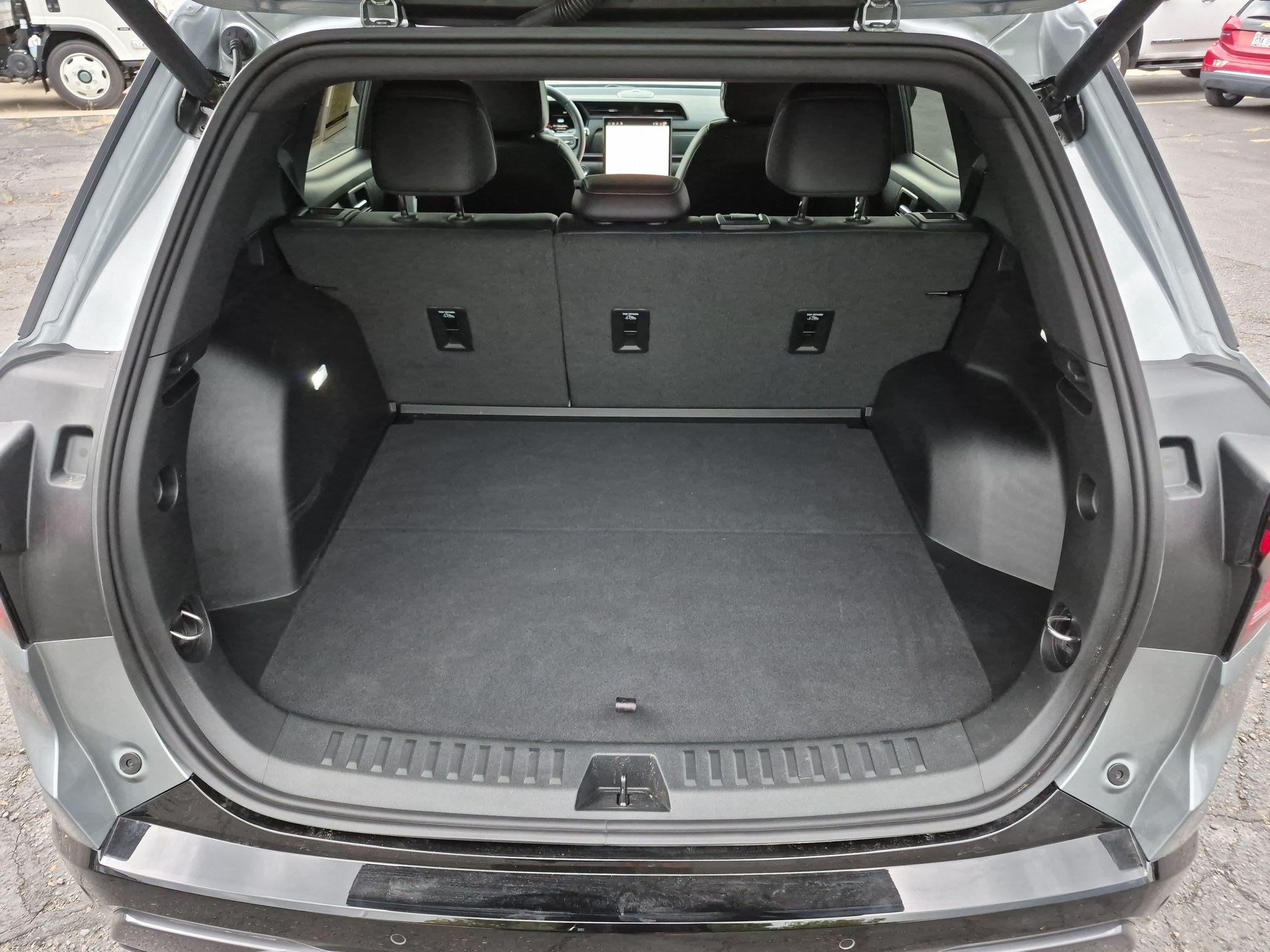 Used 2026 GMC Terrain AT4 w/ Convenience Package III AWD/4WD image 32
