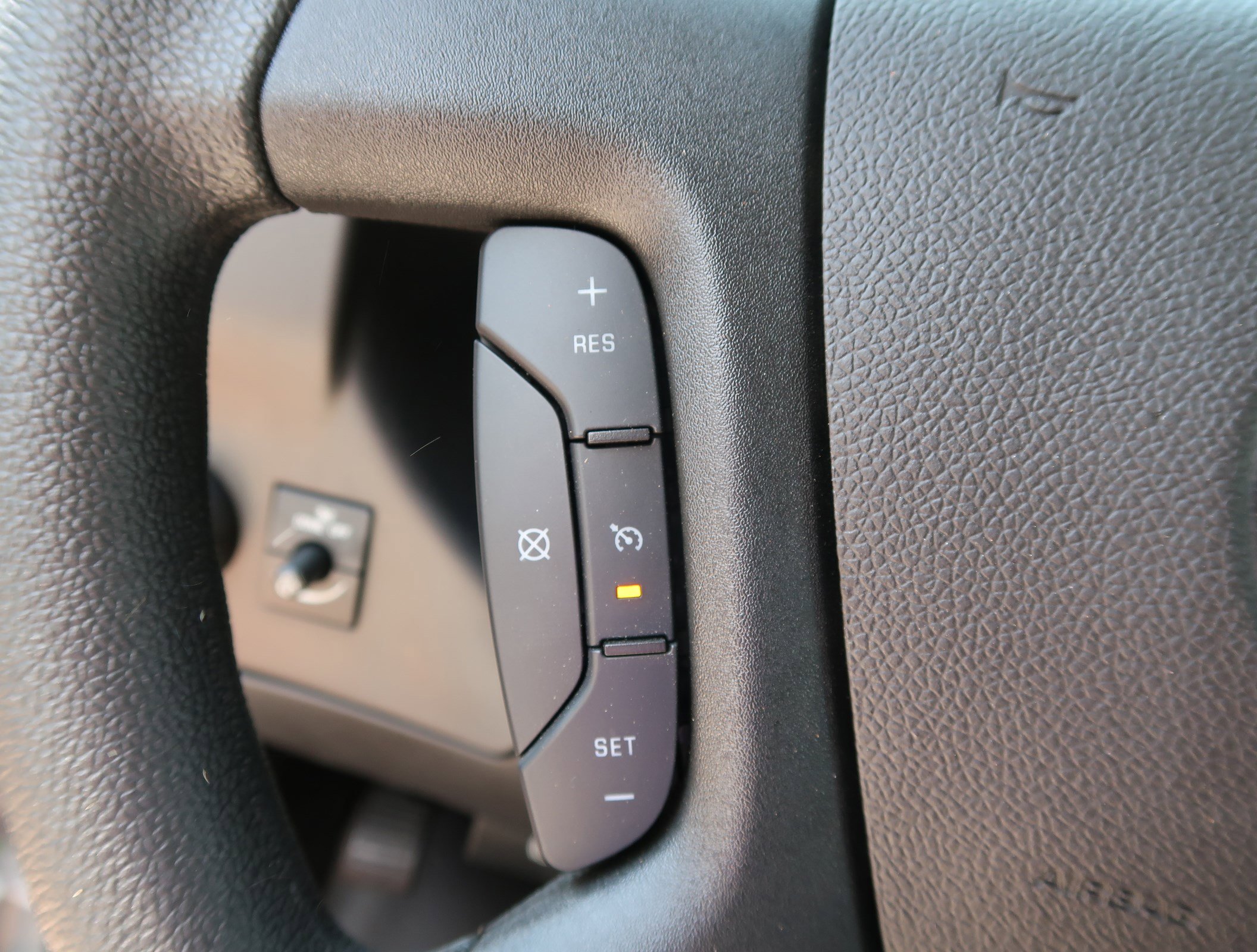 Used 2024 Chevrolet Express 3500 LS image 33