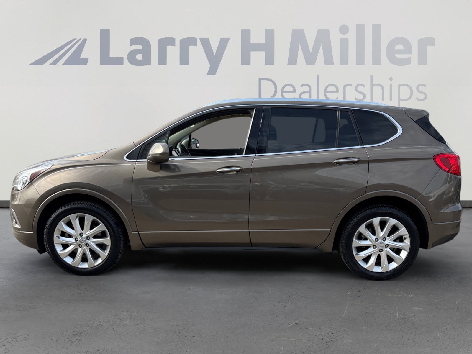 Used 2016 Buick Envision Premium image 2