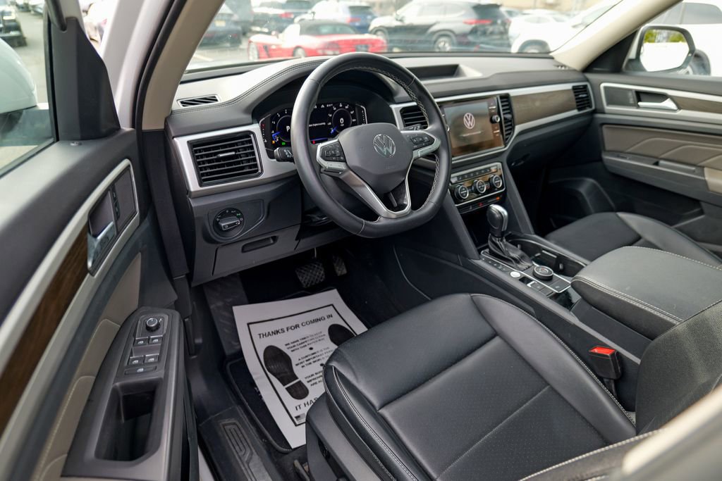 Used 2022 Volkswagen Atlas SE image 16
