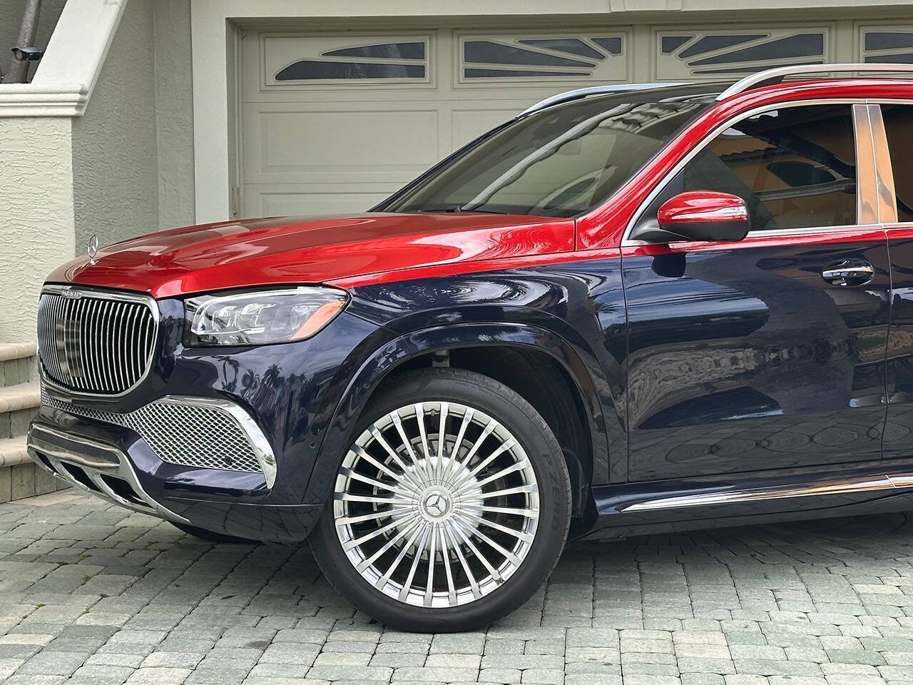 Used 2021 Mercedes-Benz Maybach GLS 600 4MATIC image 3