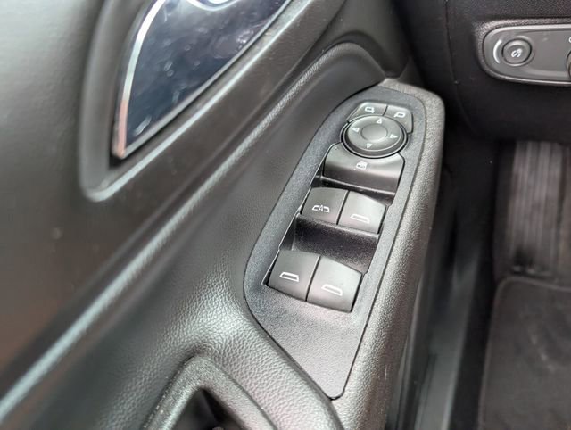 Used 2019 Chevrolet Equinox LT w/ Driver Convenience Package AWD/4WD image 40