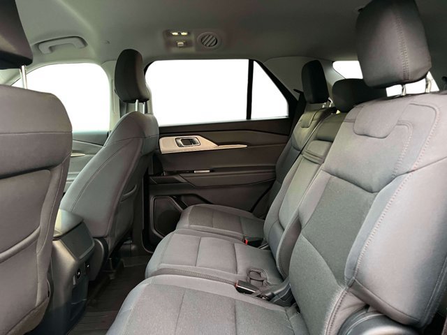 Used 2026 Ford Explorer Active AWD/4WD image 16