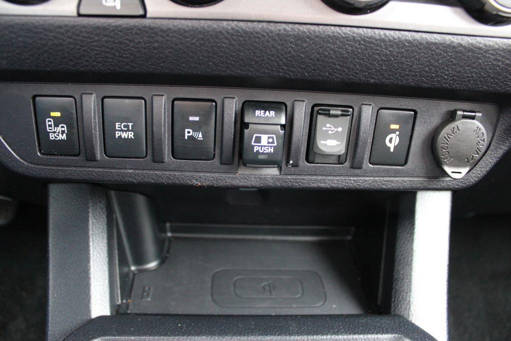 Used 2019 Toyota Tacoma TRD Sport image 57